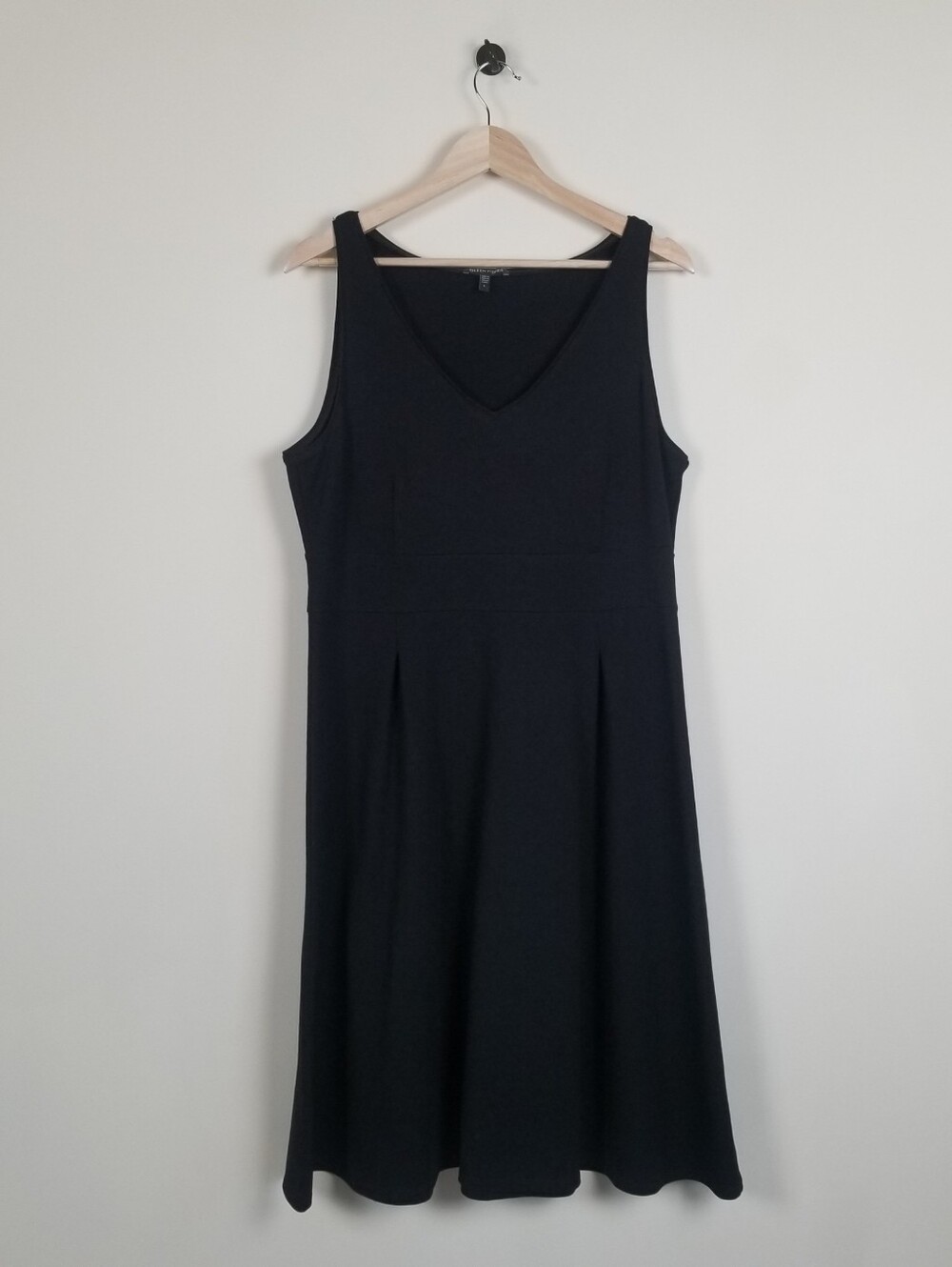 Eileen Fisher Sleeveless V-Neck Dress Size Large